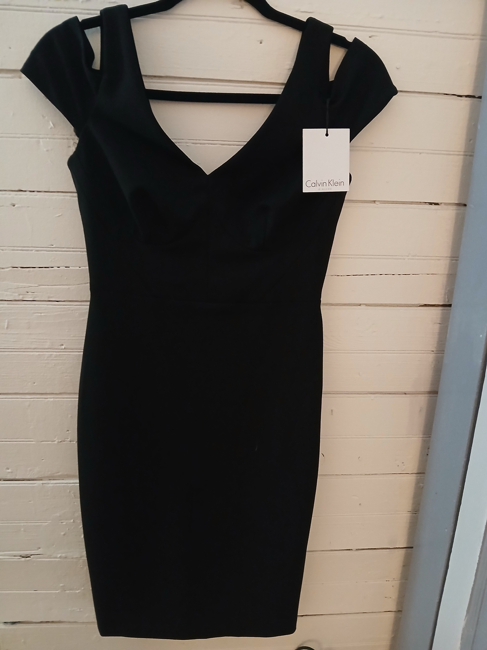 Beautiful Black Calvin Klein Dress Sz 2 ~ MSRP $139 ~ NWT